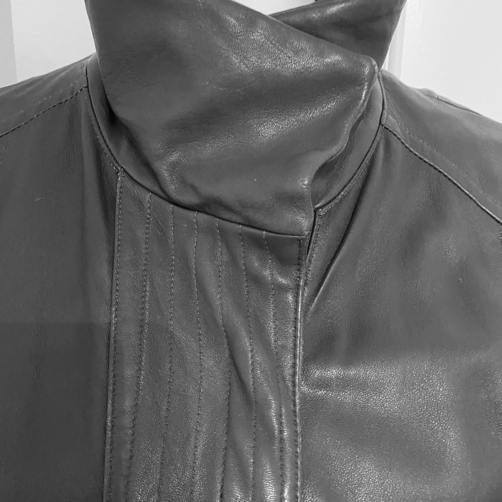 Genuine leather jacket - Picture 5 of 8